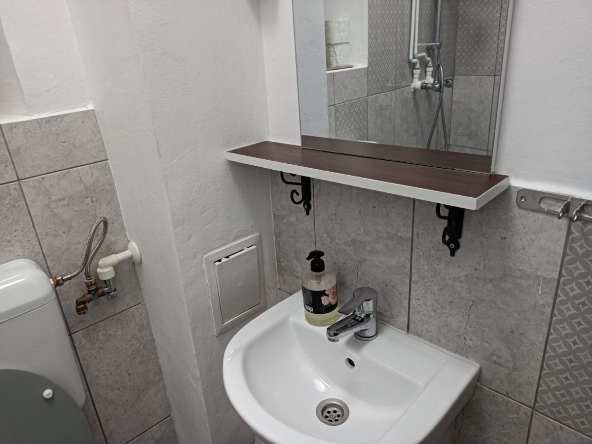 Lux Apartament In The Bubble Of Piata Romana Boekarest Buitenkant foto