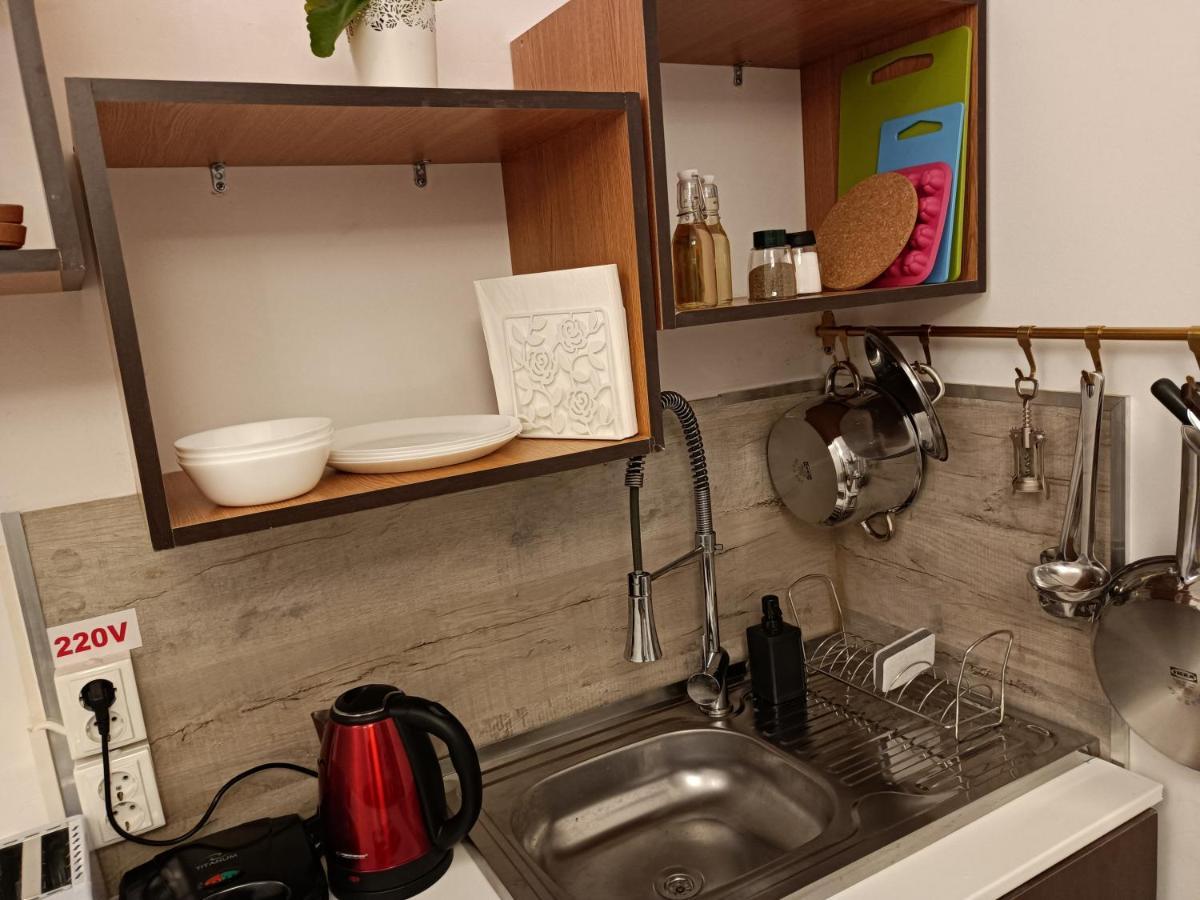 Lux Apartament In The Bubble Of Piata Romana Boekarest Buitenkant foto